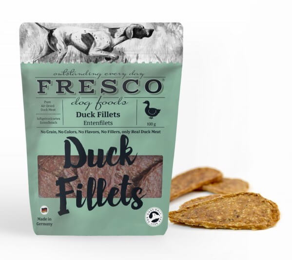 Fresco Chicken Fillet Dog Treats From The Pet Parlour Dublin. Grain Free and raw food specialists.